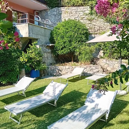 Giardino Sul Lago, La Vigna Vakantiehuis Nesso