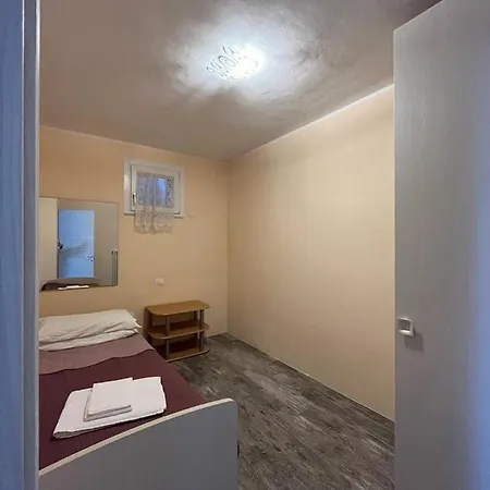 Giardino Sul Lago, La Vigna Casa de Férias Nesso