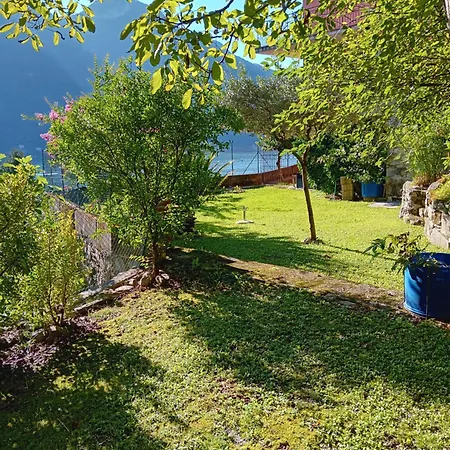 Giardino Sul Lago, La Vigna Casa de Férias Nesso