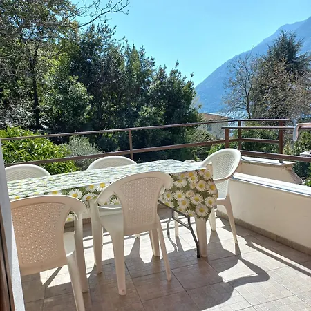 Giardino Sul Lago, La Vigna Σπίτι διακοπών