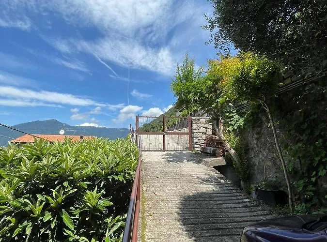 Giardino Sul Lago, La Vigna 別荘