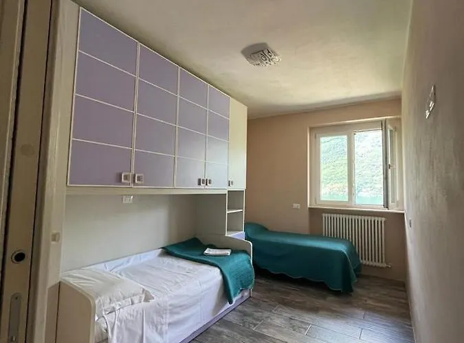 別荘 Giardino Sul Lago, La Vigna