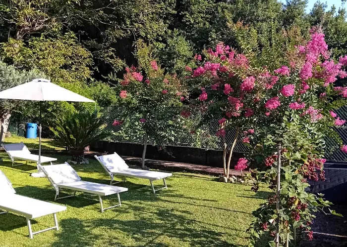 別荘 Giardino Sul Lago, La Vigna *