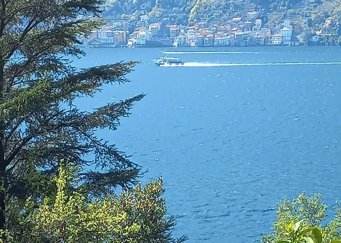 Giardino Sul Lago, La Vigna Casa de Férias *