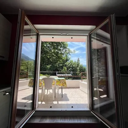 Giardino Sul Lago, La Vigna